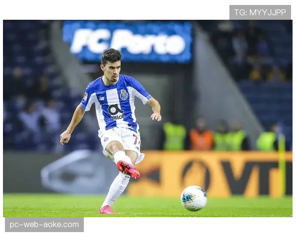 官方确认：马赛前锋维蒂尼亚恢复团队合练，有望周末进入大名单